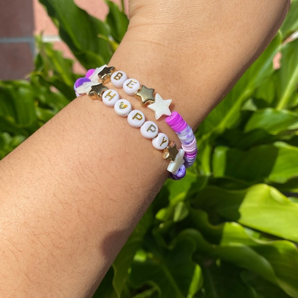 Hand Made -Purple Be Happy Beaded Bracelet with white/gold stars - Picture 4 of 7